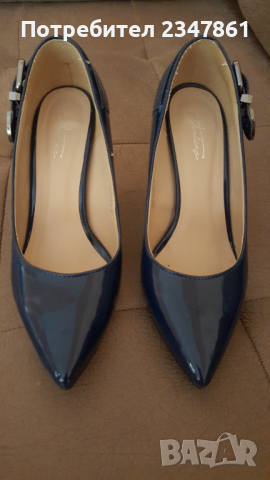 Тъмно сини лачени обувки, снимка 1 - Дамски елегантни обувки - 36404236