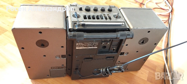 Касетофон уредба Hitachi , снимка 4 - Аудиосистеми - 53668375