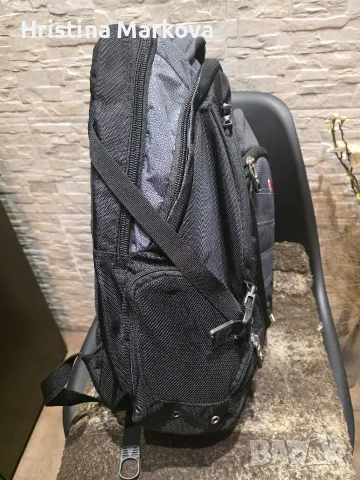 Голяма раница SWISSGEAR, носена веднъж. , снимка 4 - Раници - 56103496