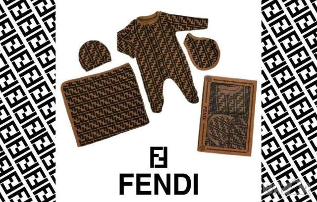 комплекти за новородени louis vuitton fendi christian dior , снимка 15 - Комплекти за бебе - 50574806