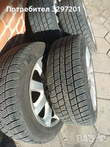 всесезони куми с джанти 215 55 17 от Мерцедес , снимка 3 - Гуми и джанти - 52500644