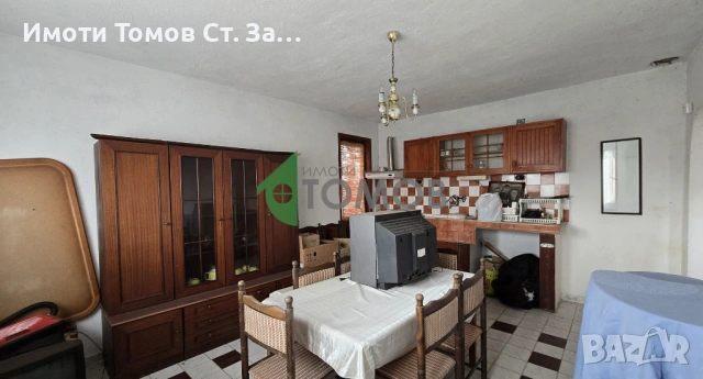 Здрава триетажна къща в гр. Гълъбово, снимка 12 - Къщи - 53510021