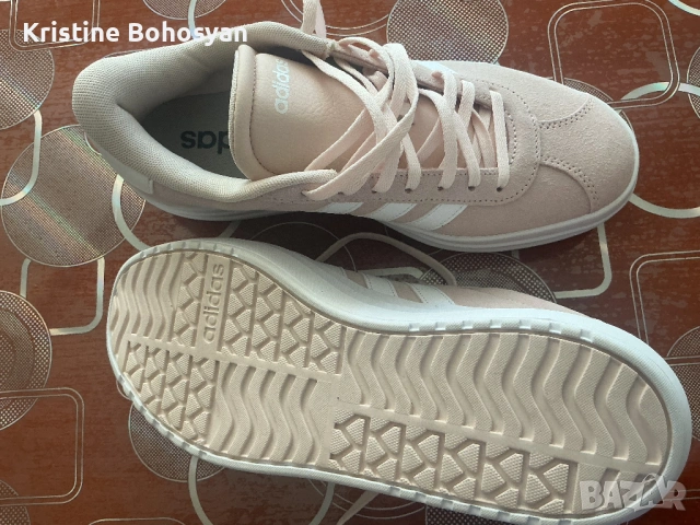 Дамски Adidas, снимка 2 - Маратонки - 53858616