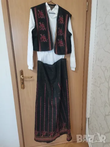Комплект народна носия елече блуза и пола - размер L / XL