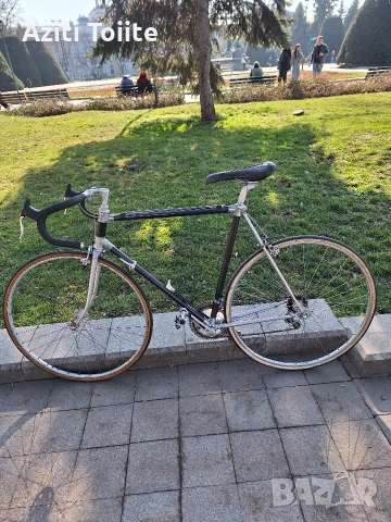 vintage road bike