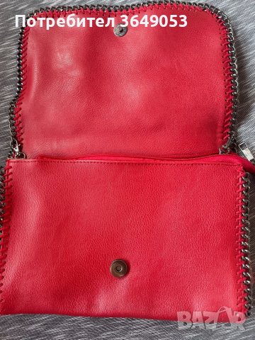 Червена чанта, снимка 2 - Чанти - 41629797