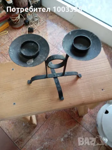 Стар кован свещник , снимка 4 - Антикварни и старинни предмети - 49210760