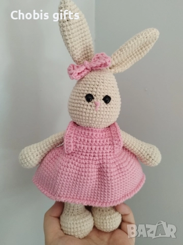 Плетено на една кука зайче , снимка 2 - Плюшени играчки - 52637215