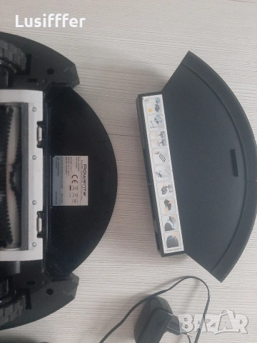 Прахосмукачка робот Rowenta explorer serie 40, снимка 3 - Прахосмукачки - 53843563