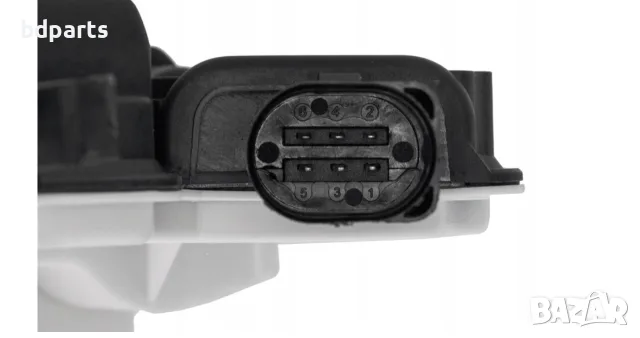Брава за задна лява врата, VW Tiguan 5N Face, CC, 6 ПИН,, снимка 3 - Части - 56142151