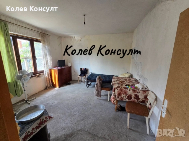 Продавам къща в село Радиево , снимка 11 - Къщи - 51616447