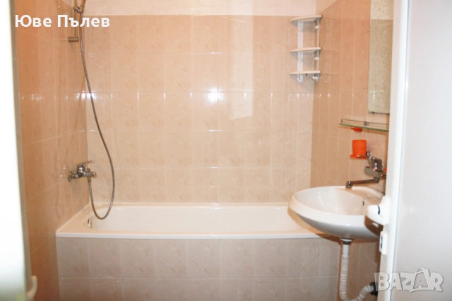 ЧАСТНО  ЛИЦЕ - Тристаен Обзаведен дава под наем - Света Троица  София, снимка 9 - Апартаменти - 52519137