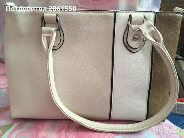 Дамска чанта , снимка 2 - Чанти - 51470566