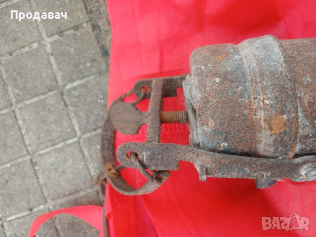 Стар фенер, снимка 3 - Антикварни и старинни предмети - 53402439