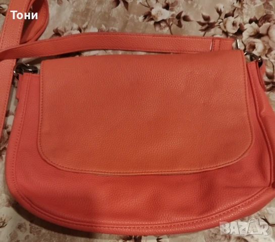 Нова Кожена Дамска Чанта 