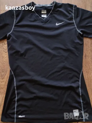 nike pro combat - страхотна мъжка тениска M КАТО НОВА , снимка 2 - Тениски - 55874225