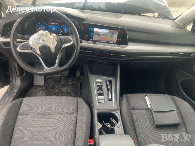 Volkswagen Golf VIII Variant, двигател DFYA, 1.5 eTSI, 150 кс., автоматик, 64 000 km., 2023, euro 6D, снимка 8 - Автомобили и джипове - 51698279