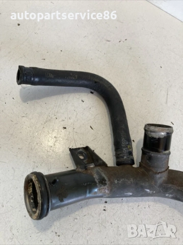 Тръба маркуч за вода охлаждаща течност за KIA Sportage  2.0 CRDi (2006) 140HP, снимка 3 - Части - 53432139