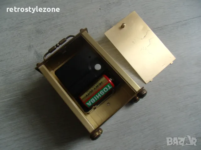 № 7941 стар настолен часовник - ROYAL   , снимка 6 - Други ценни предмети - 49514812