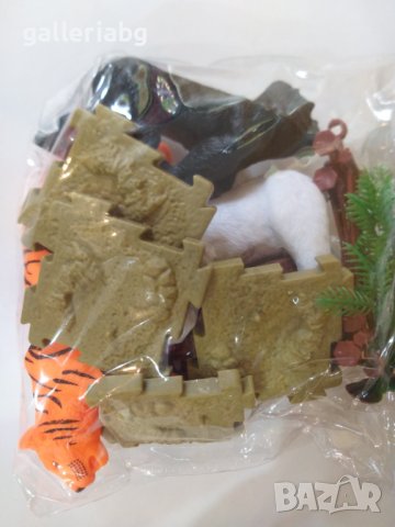 Комплект с диви животни (Animal Paradise), снимка 2 - Фигурки - 42638683