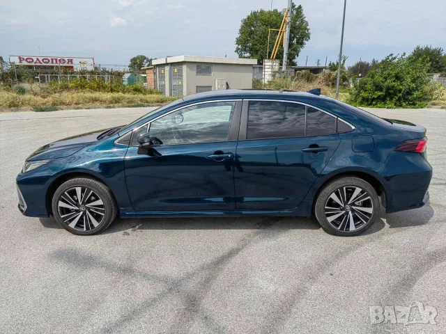 Toyota corolla executive plus 2026, снимка 3 - Автомобили и джипове - 56238644