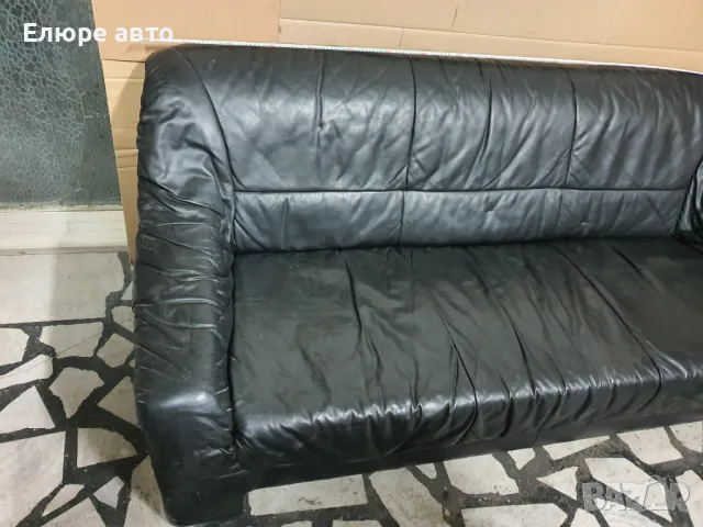 Черен кожен диван, снимка 4 - Дивани и мека мебел - 48806221