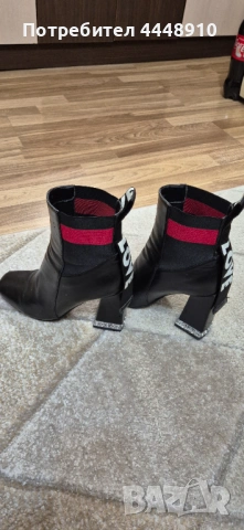Продавам дамски боти, снимка 4 - Дамски боти - 53225613