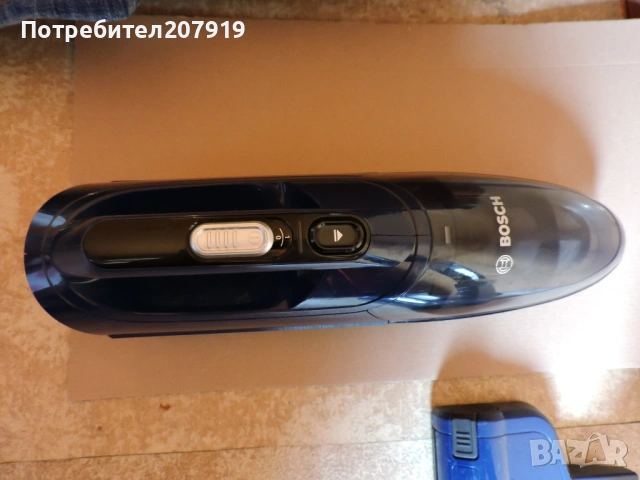 Безкабелна прахосмукачка Bosch BCHF216S 16V 2в1 с нова батерия., снимка 2 - Прахосмукачки - 53403284