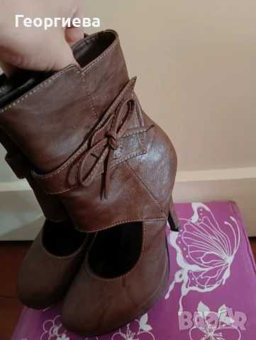 Обувки, снимка 2 - Дамски ежедневни обувки - 51257272