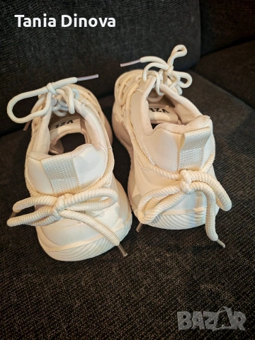 бели маратонки , снимка 3 - Маратонки - 53743286