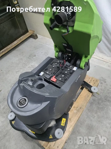 Професионална италианска почистваща машина за под IPC CT70 на батерии, снимка 6 - Други машини и части - 53654611