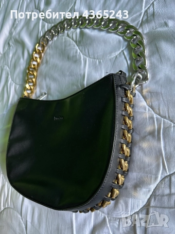 Дамска черна кожена чанта , снимка 2 - Чанти - 52611154