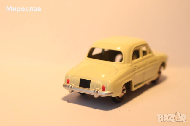 DINKY TOYS RENAULT DAUPHINE МОДЕЛ КОЛИЧКА, снимка 6 - Колекции - 53096741