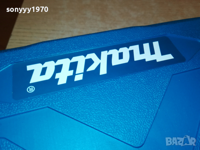 makita li-ion 12v+charger+2x battery 0104221647, снимка 8 - Куфари с инструменти - 36309893