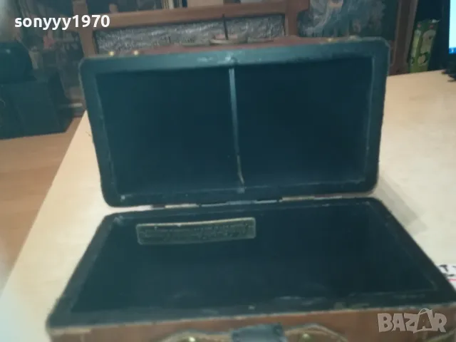 IRISH-КРАСИВА КУТИЯ С КОЖА И МЕД МЕСИНГОВ ОБКОВ LHD1E2409240755, снимка 16 - Антикварни и старинни предмети - 47336869