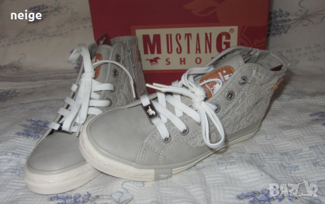 MUSTANG нови кецове стелка 21 см (33-34 номер)