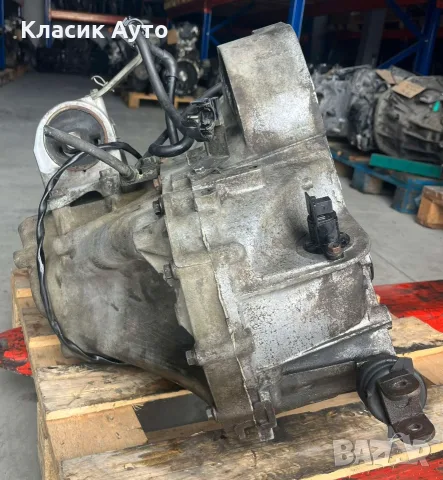 Скоростна кутия Nissan 2.2D , снимка 2 - Части - 56172140