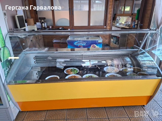 хладилна витрина 