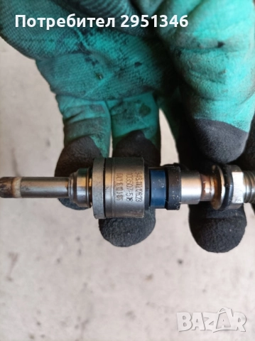 . горивен инжектор Porsche Panamera Cayenne 4.8 94811012823, снимка 2 - Части - 51881713