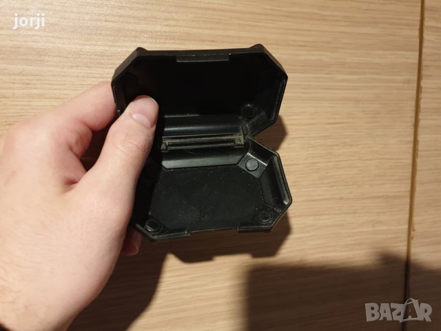 Кутия за жични слушалки, снимка 2 - Слушалки, hands-free - 36073571