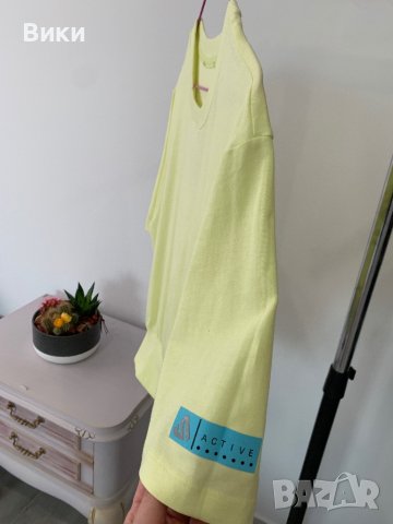 Дамска тениска в размер M-L, снимка 9 - Тениски - 44356896