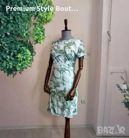 Бяла рокля с мраморен принт