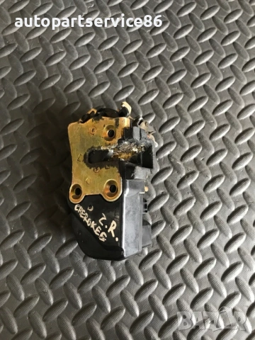 Механизъм за заключване на задна дясна врата за Jeep Cherokee (2002-2008) 11504