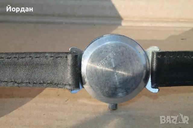 СССР мъжки часовник ''Победа'', снимка 11 - Мъжки - 49304690