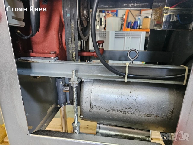 Месомелачка Butcher Boy A52 - 7.5 KW, снимка 8 - Други машини и части - 51149140