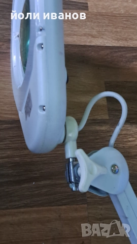 Лупа-лампа-220 V-настолна регулируема, снимка 4 - Други инструменти - 51545629