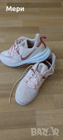 Дамски маратонки Nike, снимка 9 - Маратонки - 55888580