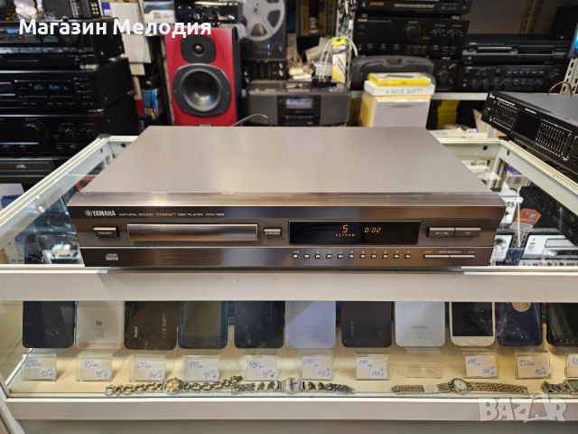 CD Player Yamaha CDX-396 Titan С оригинално дистанционно. В отлично техническо и визуално състояние., снимка 2 - Декове - 52810218