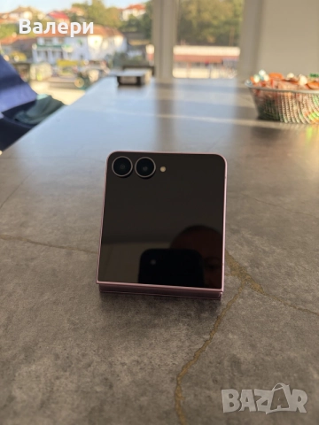 НОВ Samsung Z FLIP 8 , снимка 14 - Samsung - 56321240