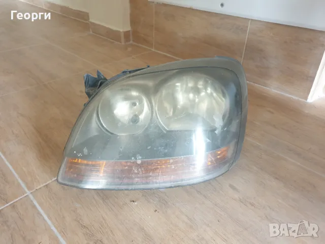 Фар за Нисан Алмера Тино/ Nissan Almera Tino